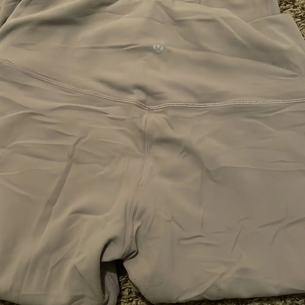 Size 12 Violet Verbena 25” Lululemon align high rise leggings - Picture 2 of 3